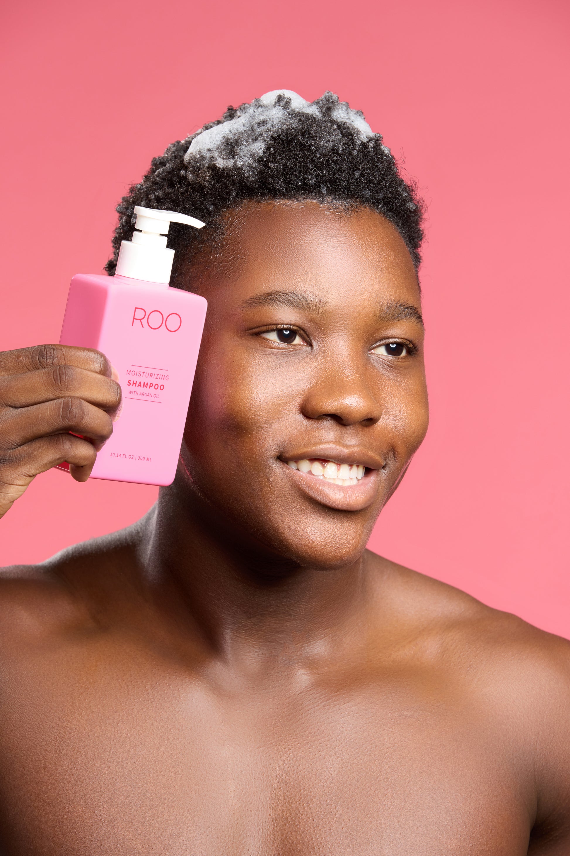 MOISTURIZING SHAMPOO